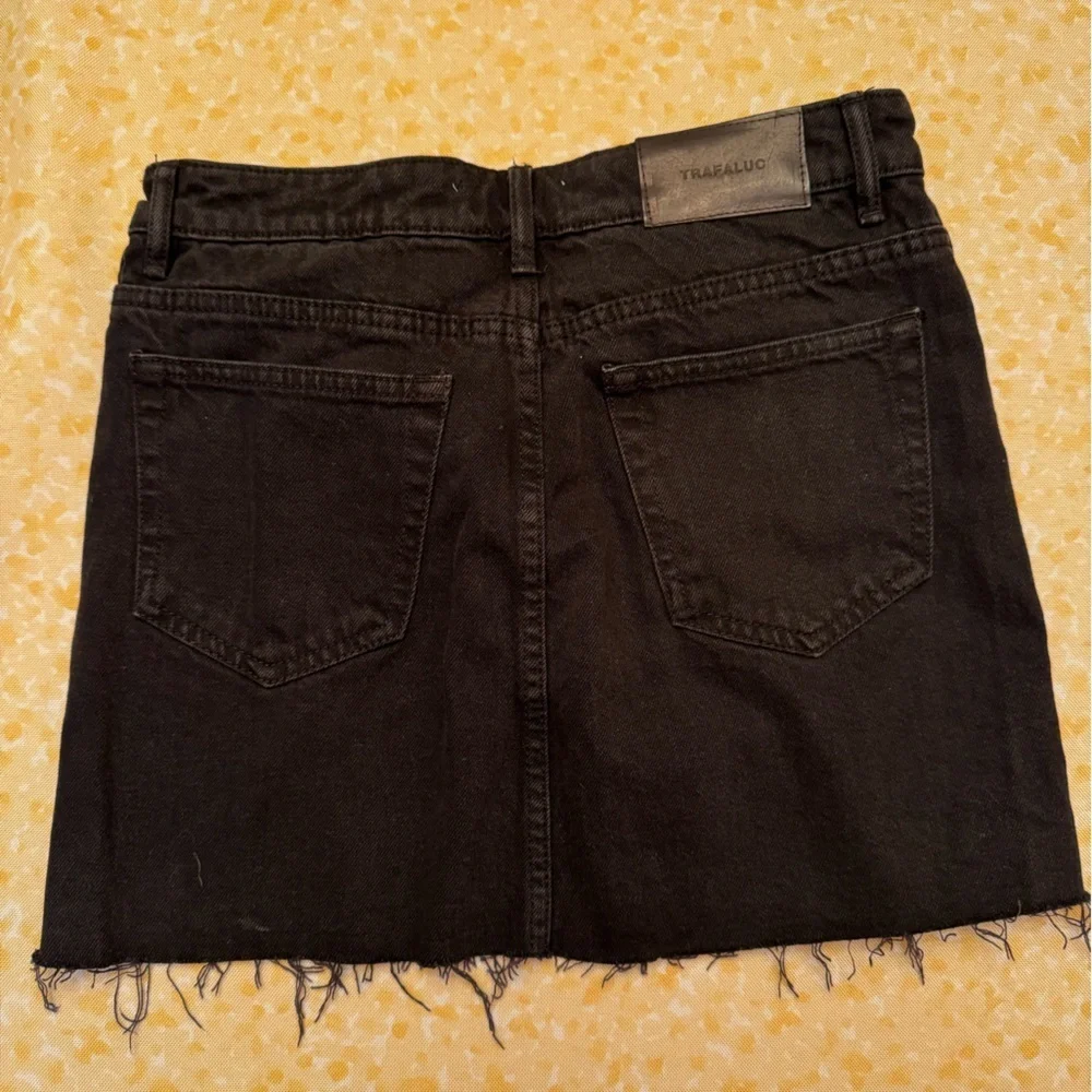 Women's Zara TRF- Black Denim skirt- SM